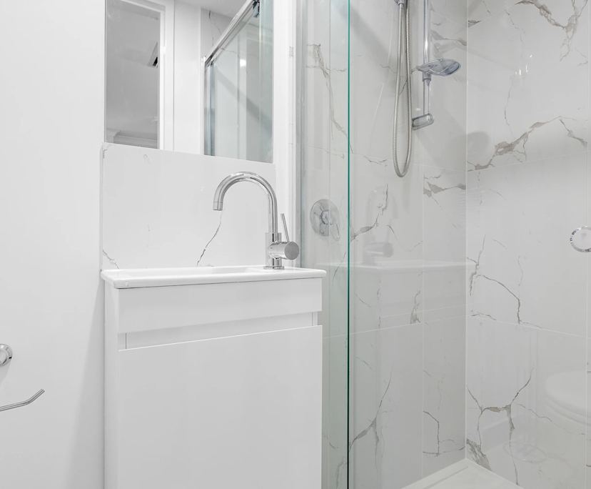 $385, Share-house, 5 bathrooms, Doolandella QLD 4077