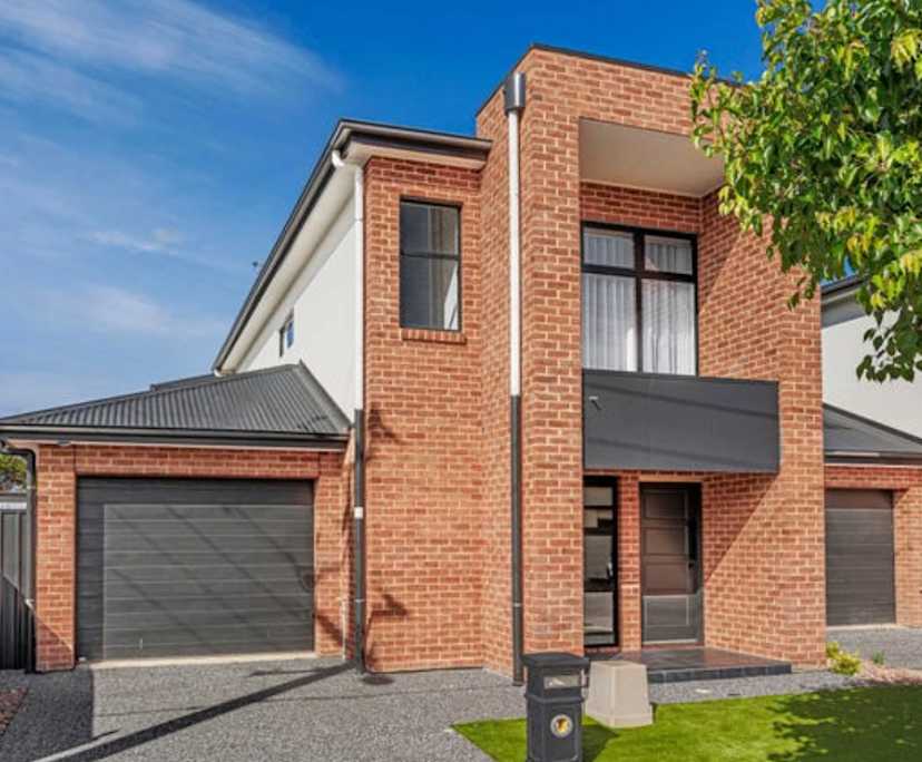 Unfurnished room in a share house