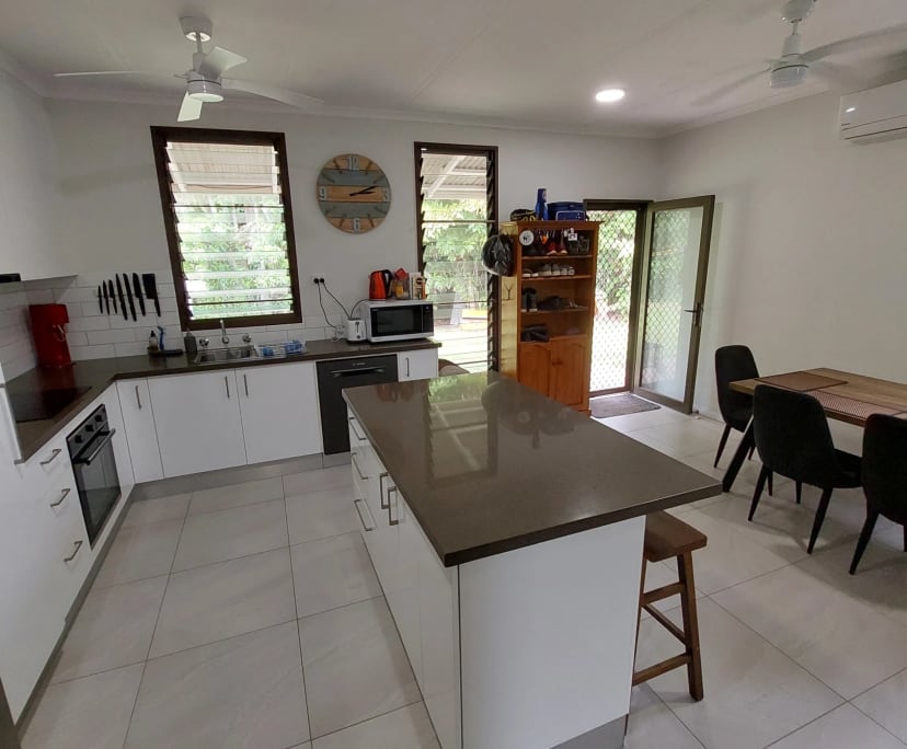 Room for Rent in Tiwi, Darwin 220, Furnished, Sha...