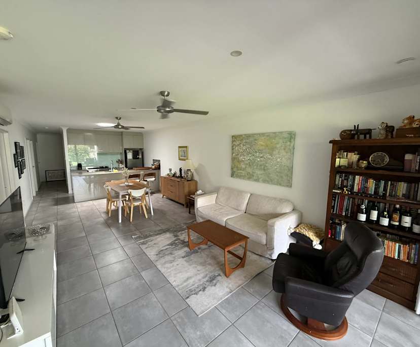 $295, Share-house, 3 bathrooms, Palm Cove QLD 4879