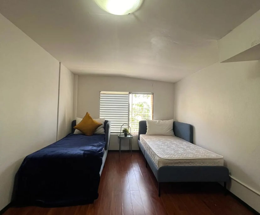 Shared Room for Rent in Enmore, Sydney 120, Furni...
