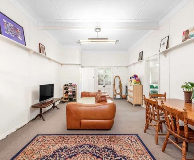 Unfurnished room in a share house