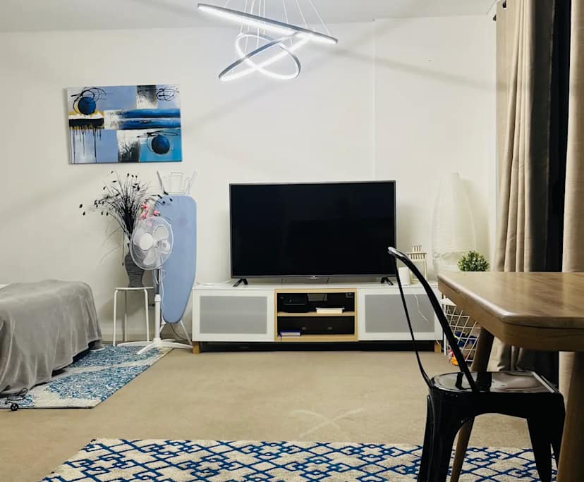 Furnished room with own bathroom