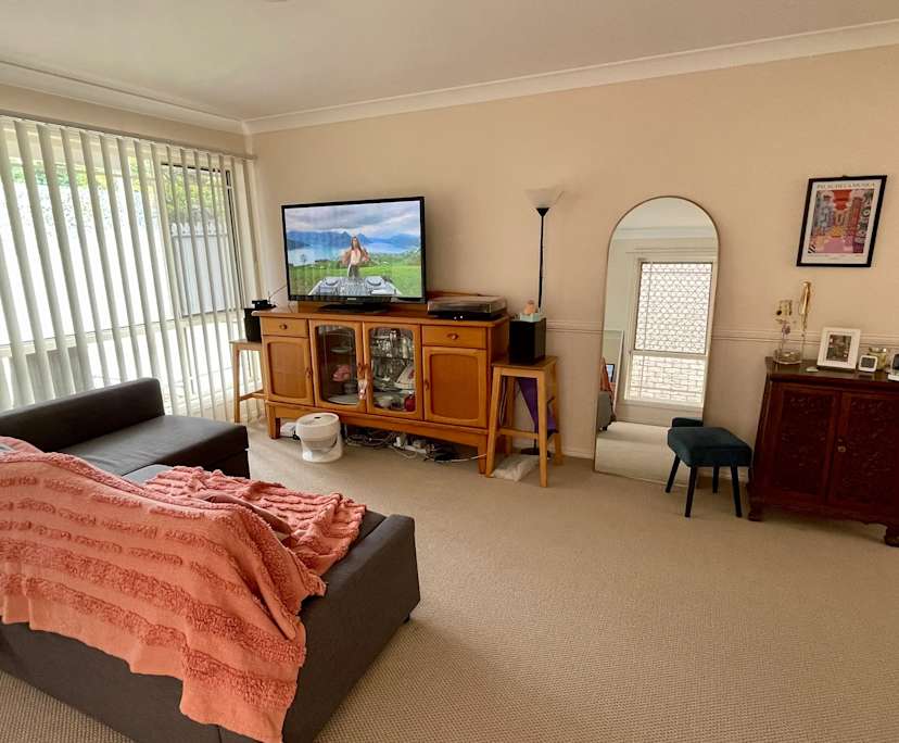 Room in a share house