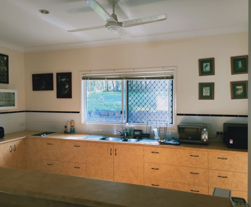 Granny Flat for Rent in Tamborine, Gold Coast 400...