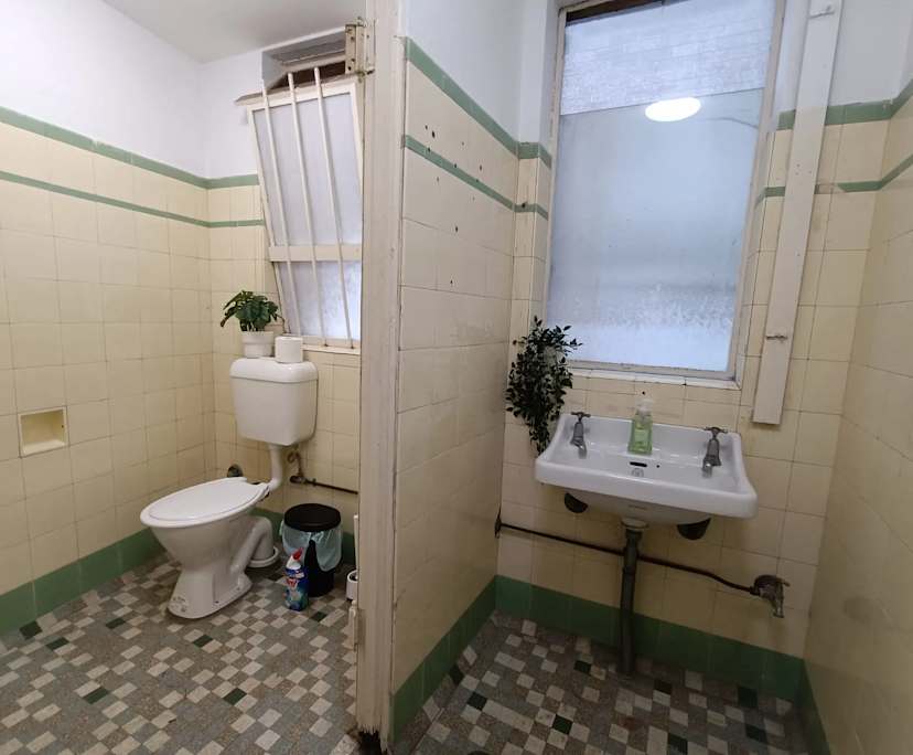 $380, Share-house, 6 bathrooms, Surry Hills NSW 2010