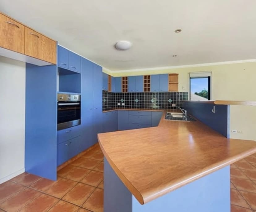 Room for Rent in Coolum Beach, Sunshine Coast 250...