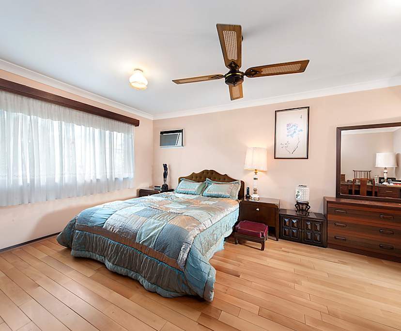 Furnished room in a share house
