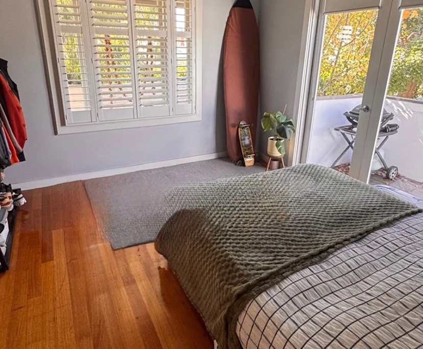 Unfurnished room with own bathroom