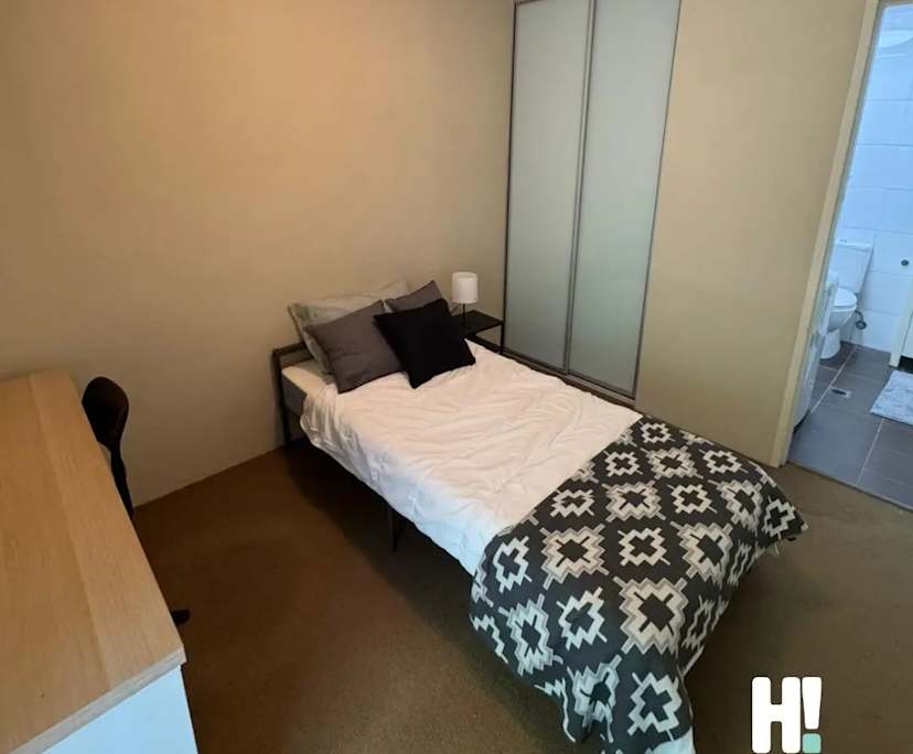 $610, 1-bed, 1 bathroom, Kingsford NSW 2032