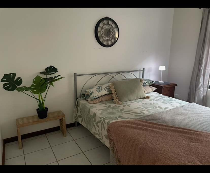 Room in a share house