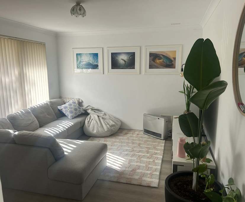 Room in a share house