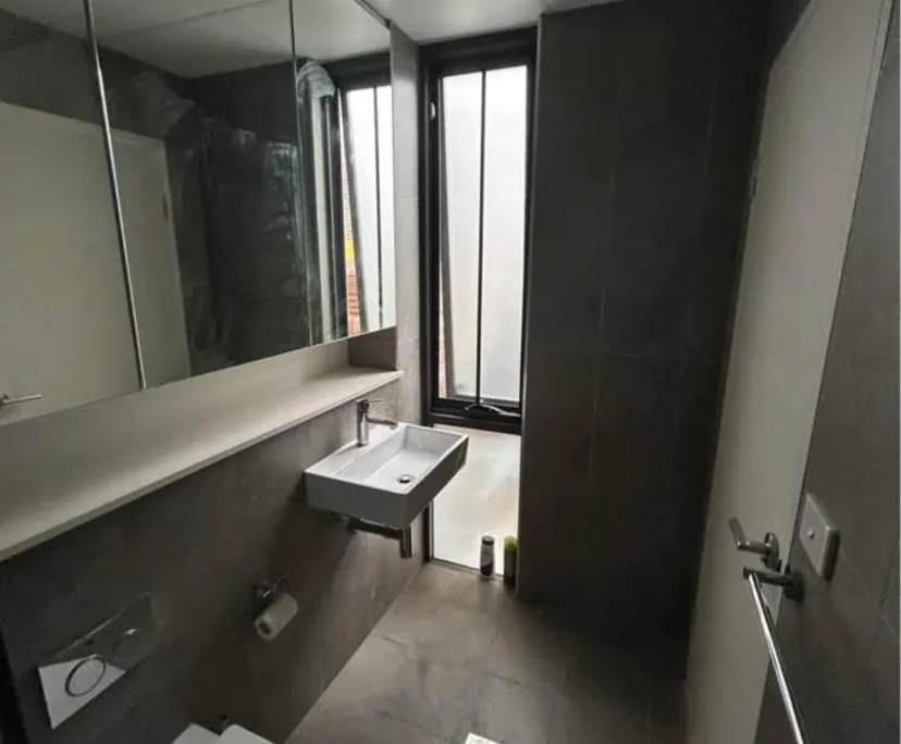 Furnished room with own bathroom