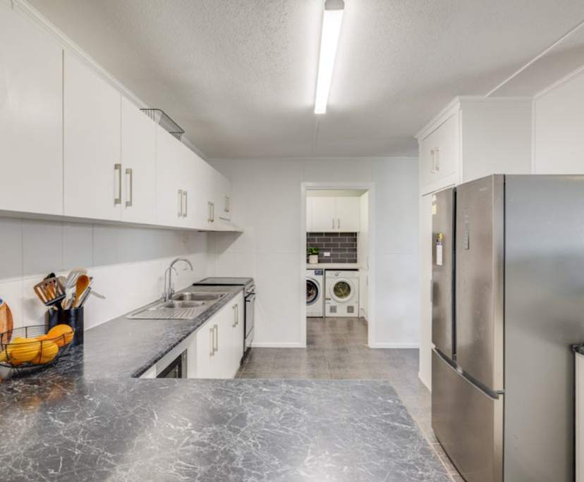 $275, Share-house, 3 bathrooms, Wilsonton QLD 4350