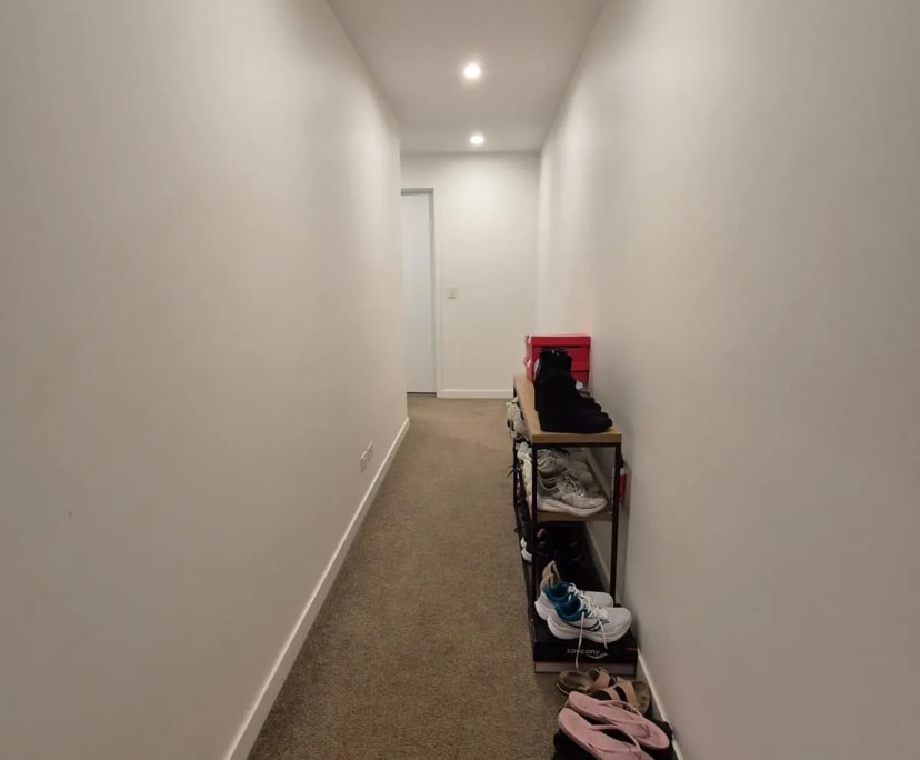$387, Flatshare, 2 bathrooms, Milton QLD 4064