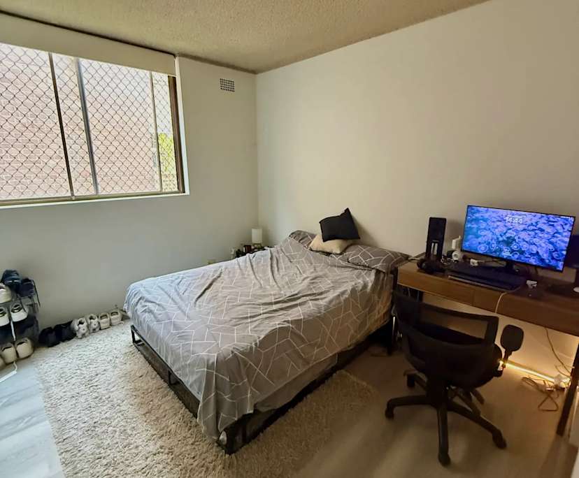 Furnished room studio flat for rent