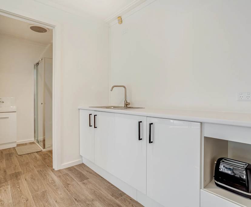 $300-350, Share-house, 2 rooms, Gladstone Park VIC 3043, Gladstone Park VIC 3043