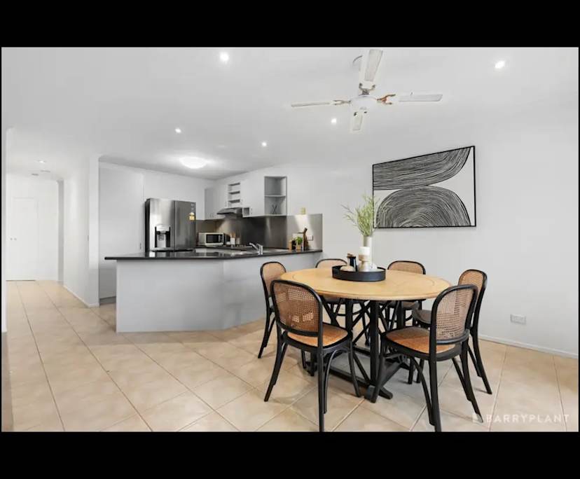Whole property with 3 rooms for rent