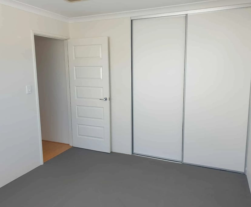 Unfurnished room in a share house