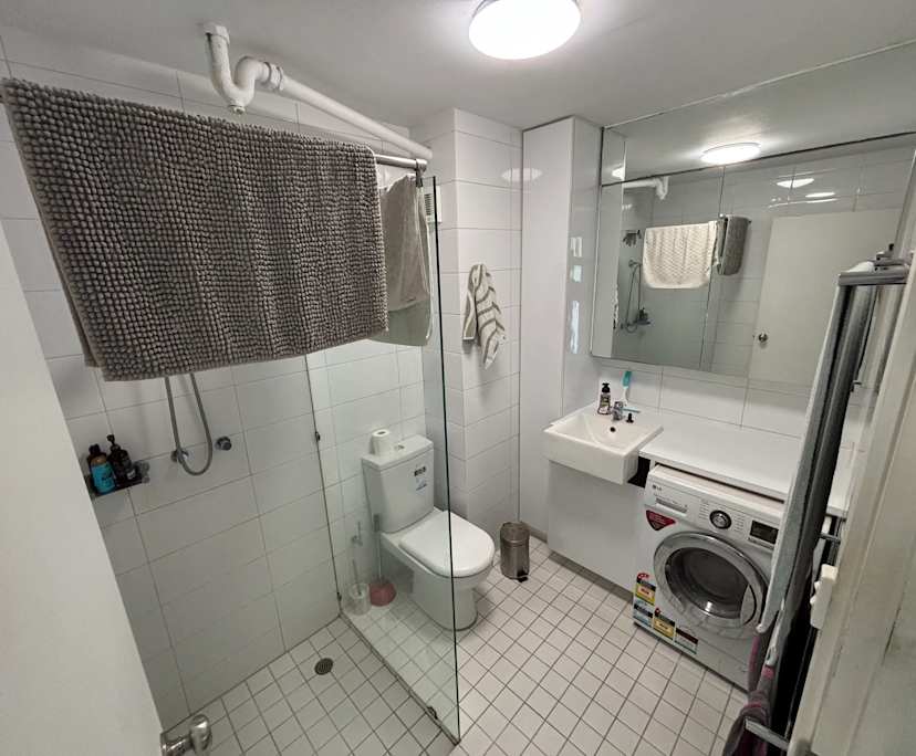 $300, Flatshare, 2 bathrooms, Jolimont WA 6014