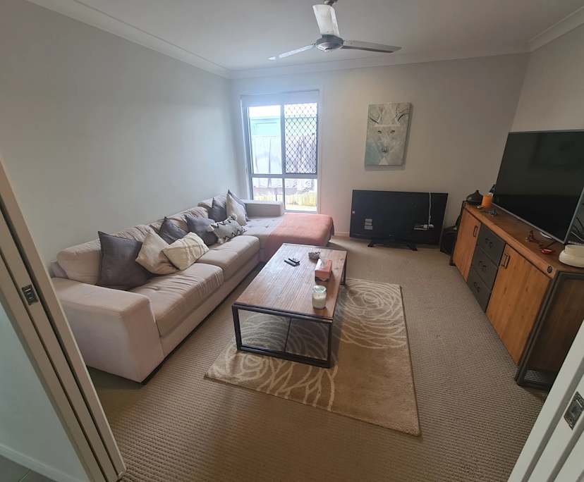 $230, Share-house, 3 bathrooms, Baringa QLD 4551