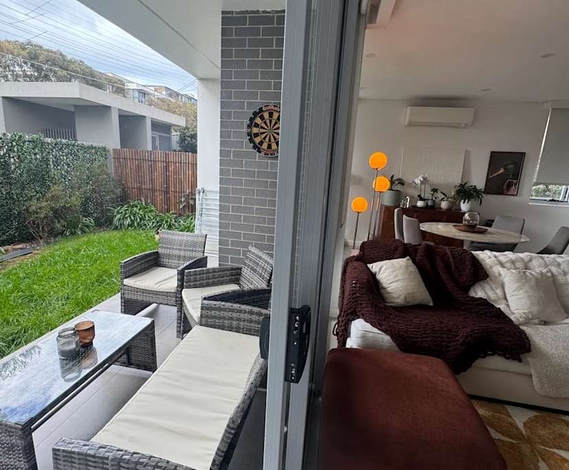 Furnished room with ensuite in a flatshare