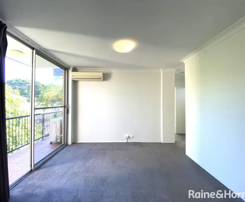 $240, Flatshare, 2 bathrooms, Auchenflower QLD 4066