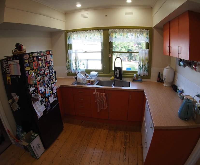 $180, Share-house, 2 bathrooms, East Geelong VIC 3219