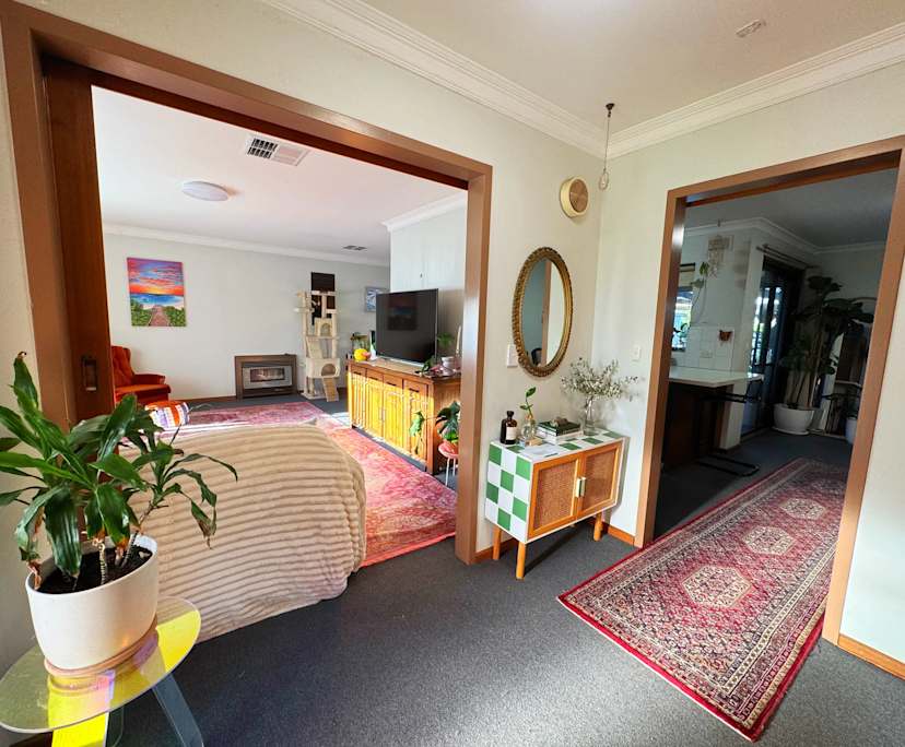 $285, Share-house, 3 bathrooms, Marion SA 5043