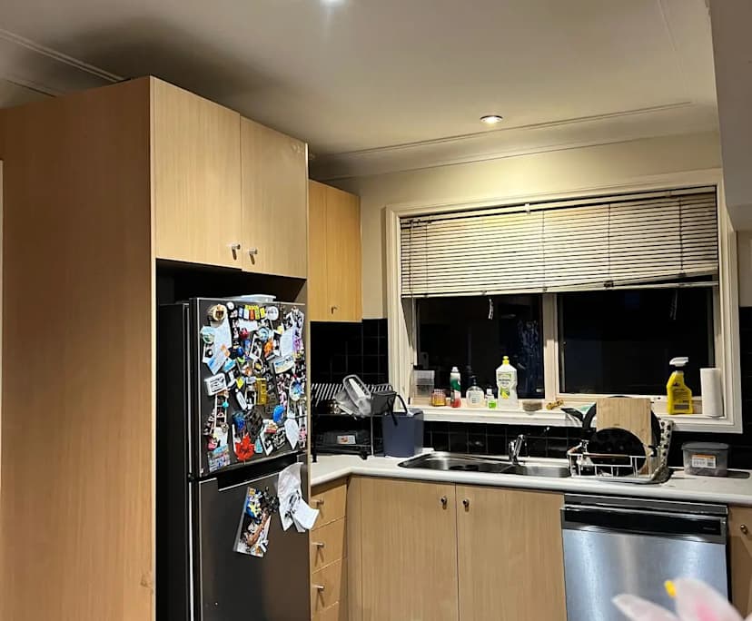 $230, Share-house, 3 bathrooms, Box Hill VIC 3128