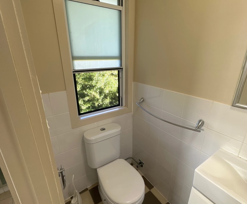 $295, Share-house, 5 bathrooms, Saint Lucia QLD 4067