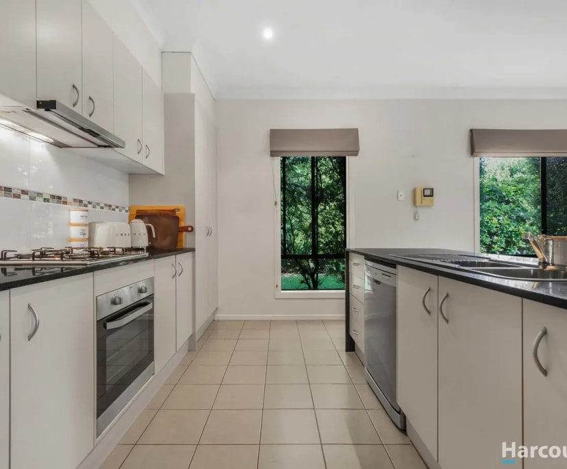 $250, Share-house, 3 bathrooms, Pakenham VIC 3810