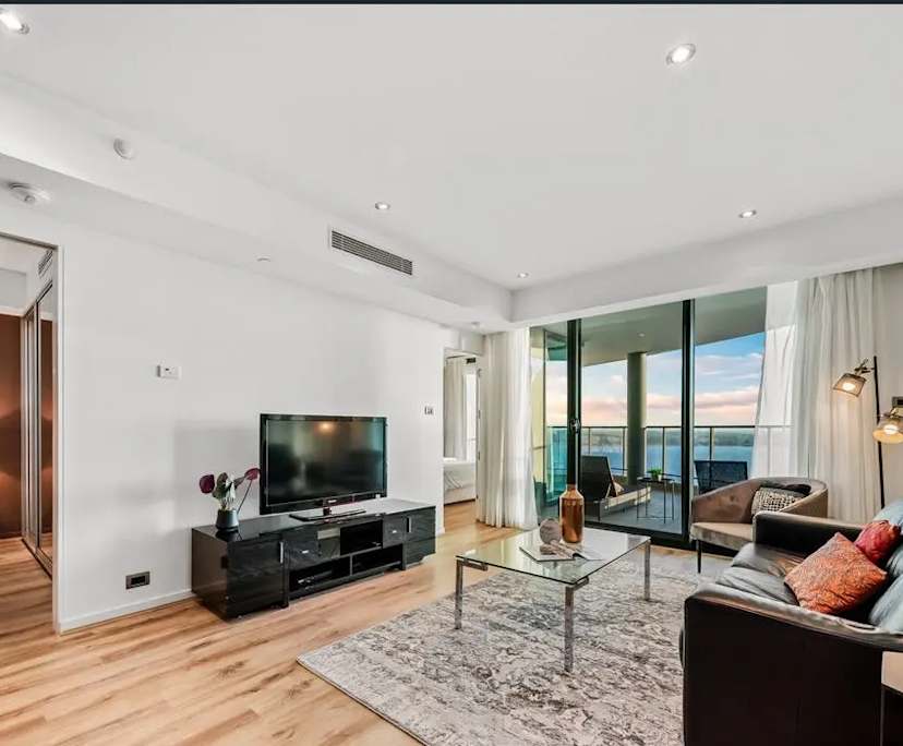 Whole property with 2 rooms for rent