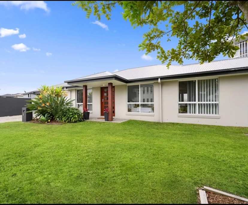 $400, Share-house, 3 bathrooms, Hope Island QLD 4212
