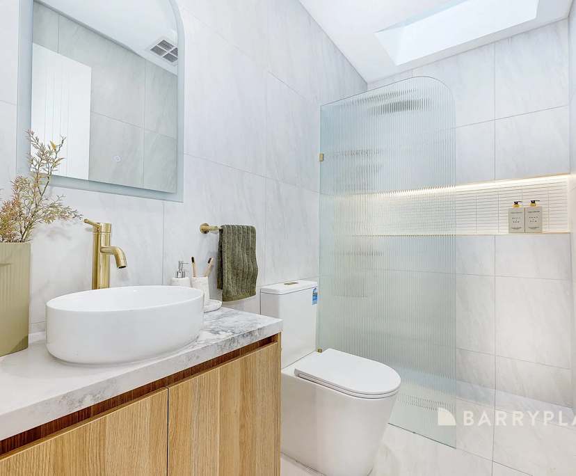 $1,000, Whole-property, 4 bathrooms, Glenroy VIC 3046