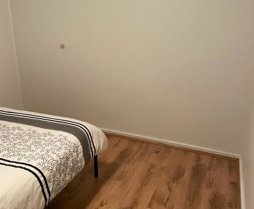 Room for Rent in Cloverdale, Perth 250, Furnished...