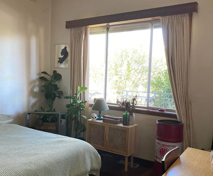 Unfurnished room in a share house