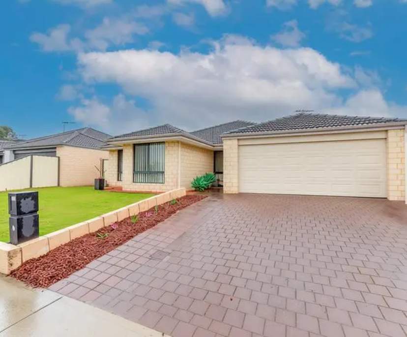 Room in a share house