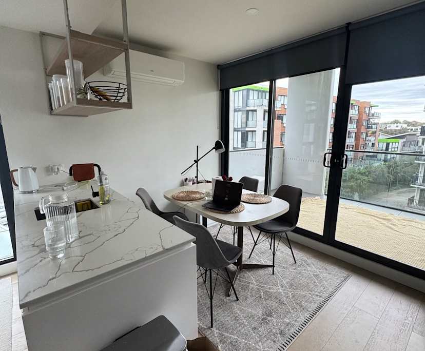 Furnished room in a share house