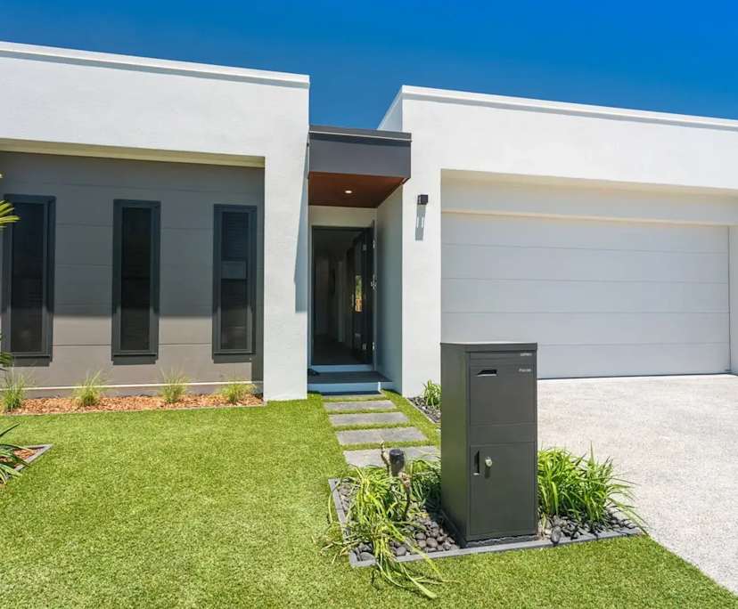 Room in a share house