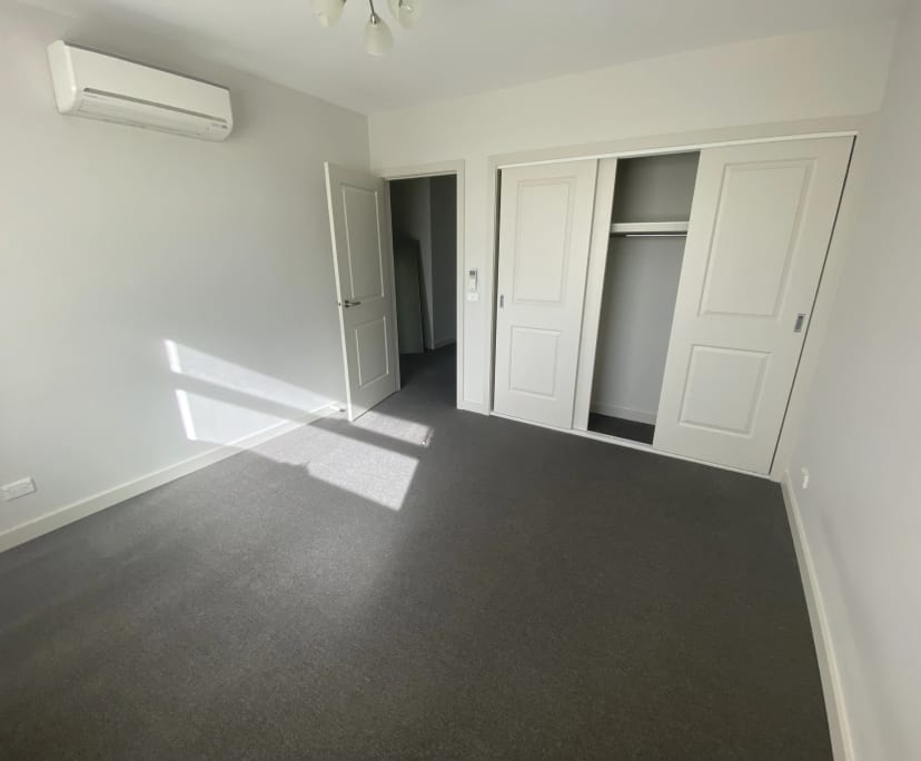 Unfurnished room with own bathroom