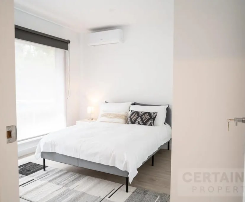 2 Rooms for Rent in Heidelberg West, Melbourne 23...