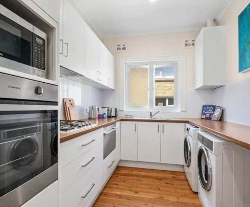 Whole property with 2 rooms for rent