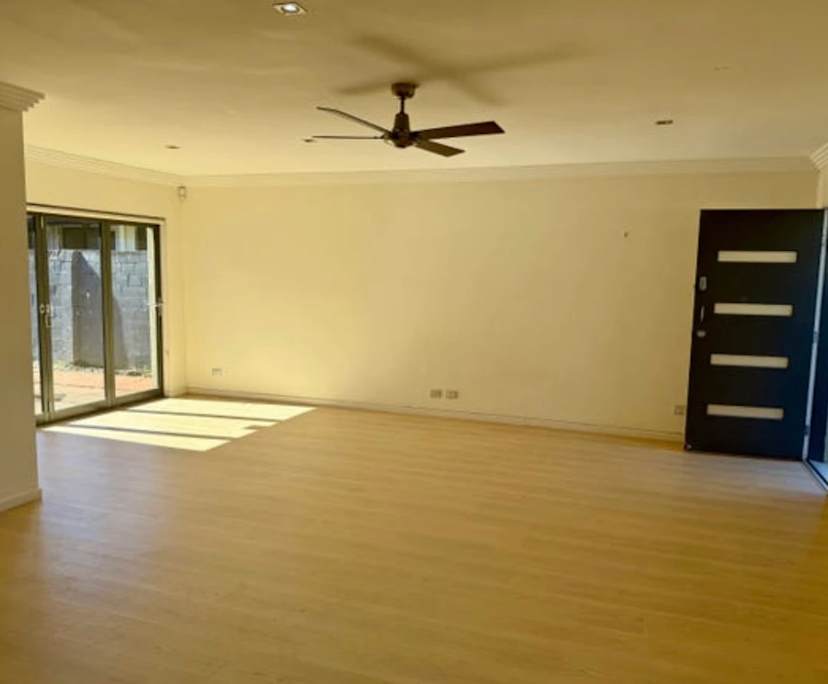 $340, Share-house, 3 bathrooms, Bundall QLD 4217
