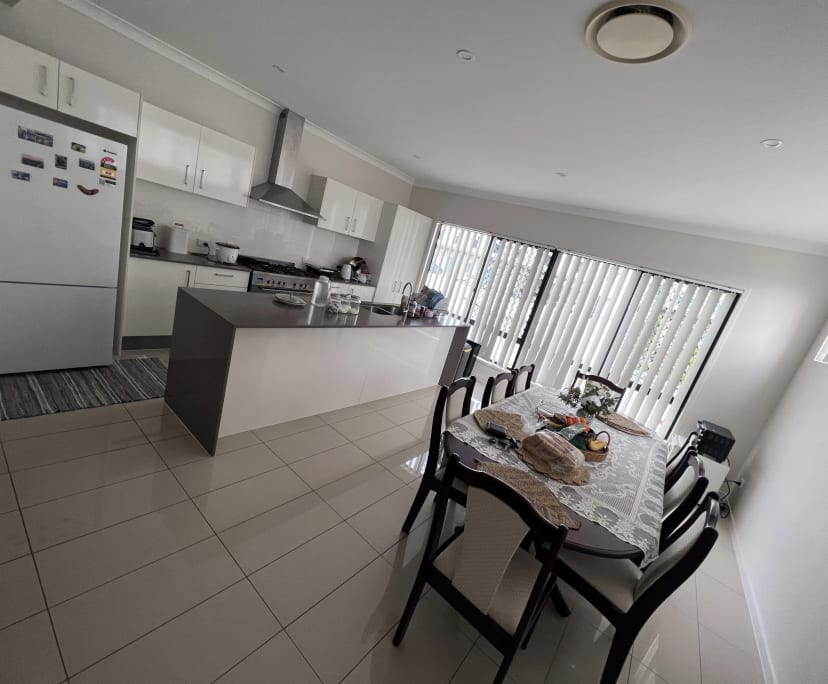 $300, Share-house, 4 bathrooms, North Lakes QLD 4509
