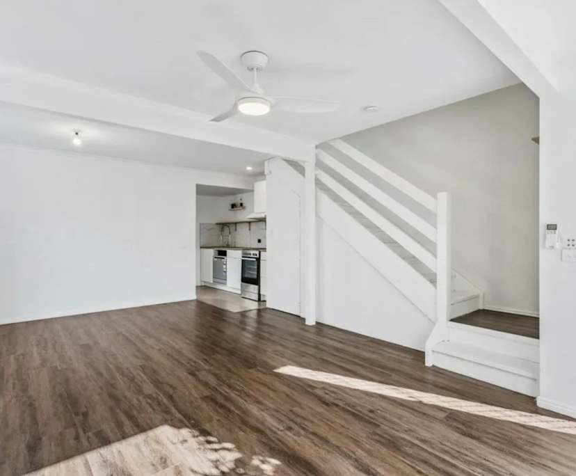 Room in a share house