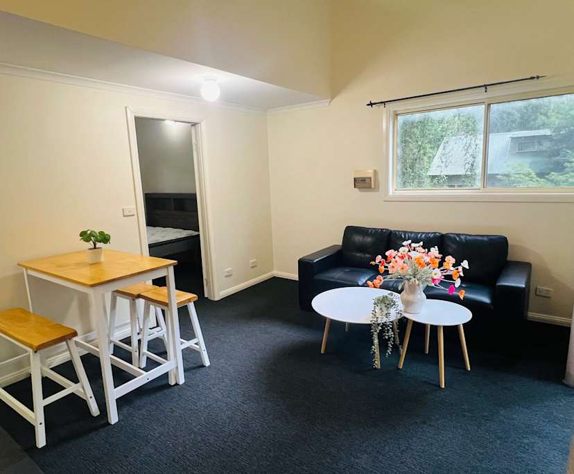 Whole property with 2 rooms for rent