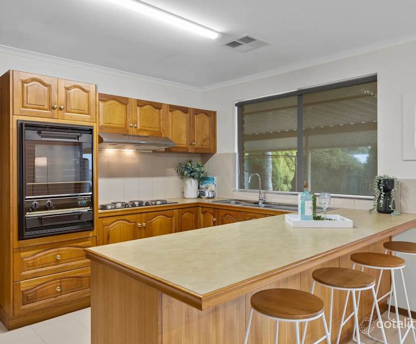 $280, Share-house, 3 bathrooms, Happy Valley SA 5159