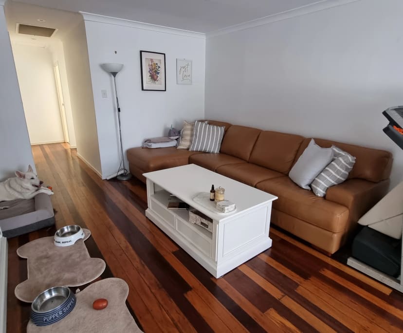 Room for Rent in Tarragindi, Brisbane 300, Furnis...