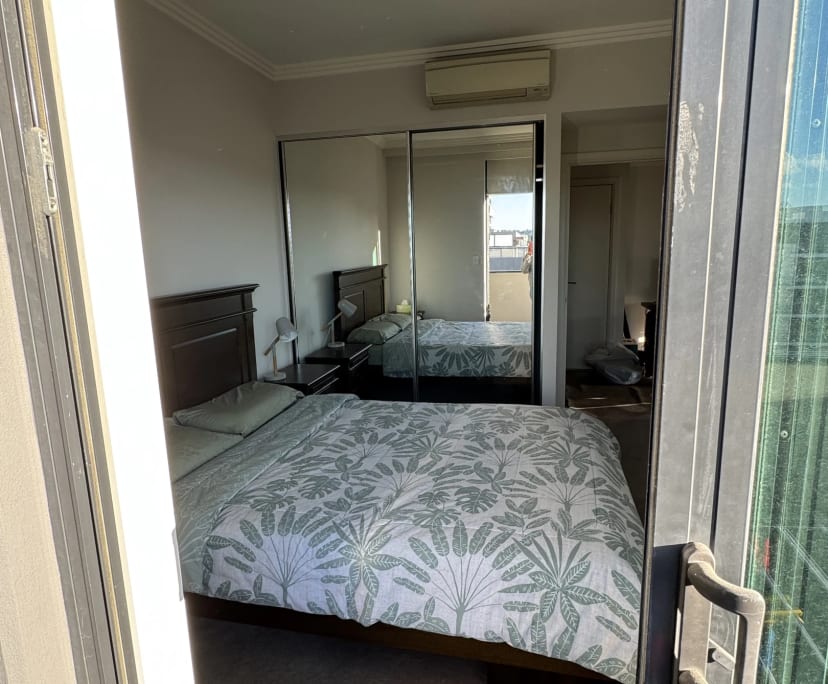 Furnished room in a flatshare